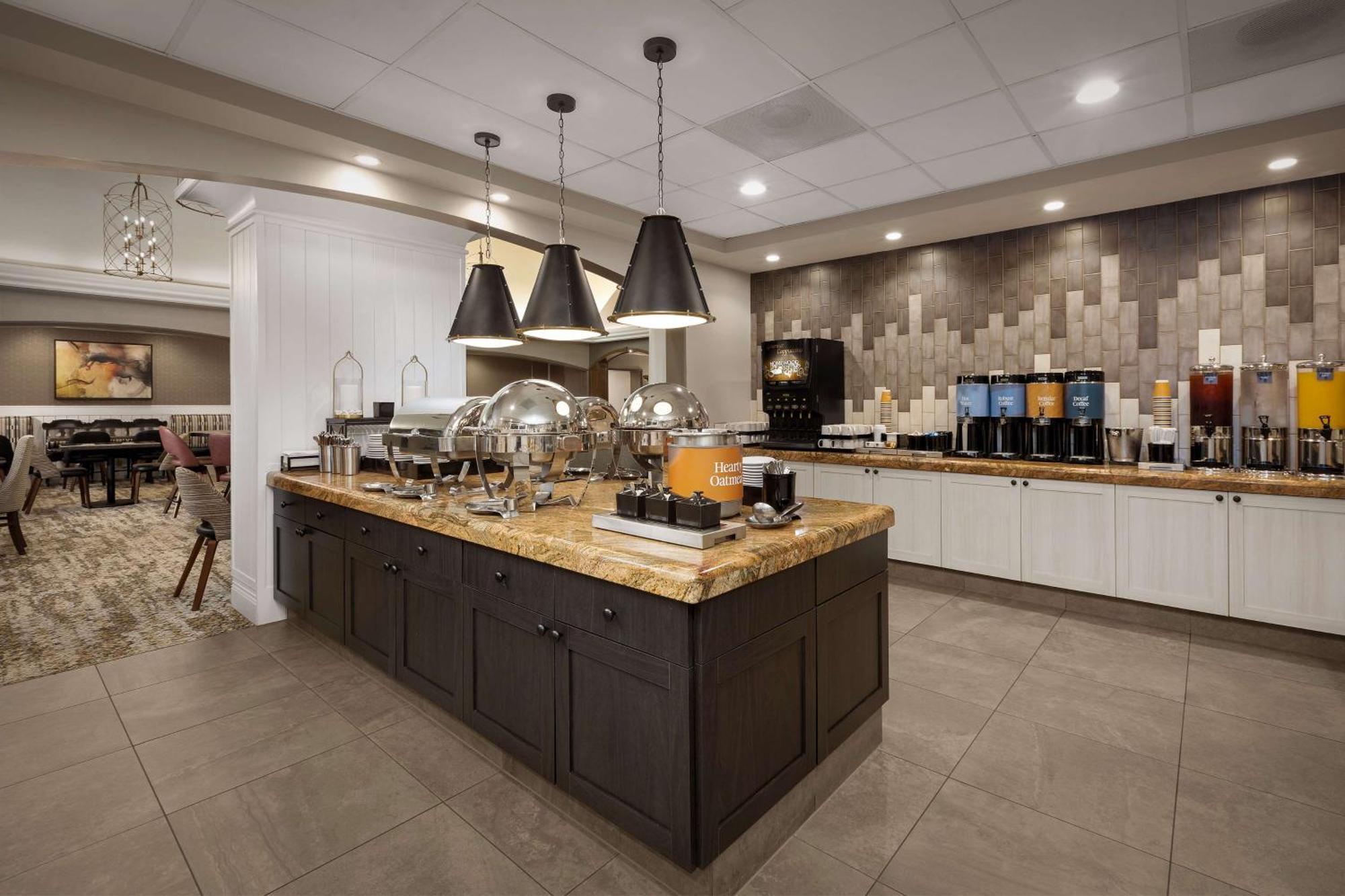 Homewood Suites By Hilton At The Waterfront Wichita Esterno foto